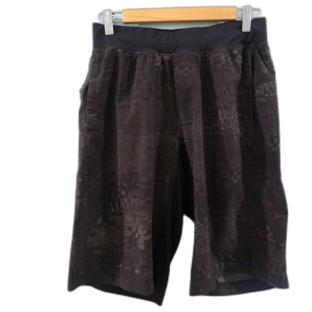 Lululemon T.H.E Short Linerless 11" - Green/Black Print S